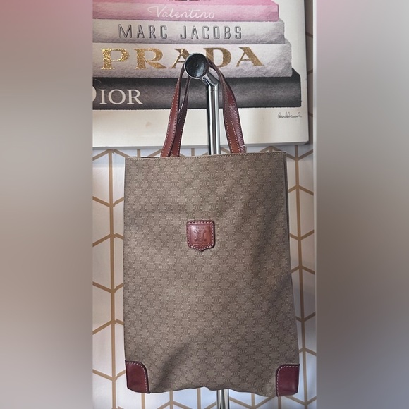 Celine Macadam Canvas Handbag Beige/brown. 
Pre-loved. Authentic. - Picture 1 of 7